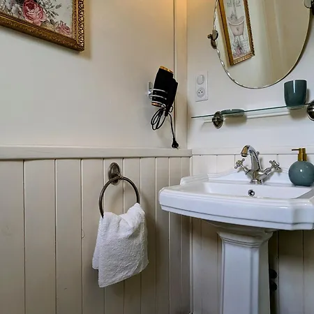 Verte Avec Jardin Partage Pres Du Puy-en-velay - Fr-1-582-498 * Rosieres (Haute-Loire)