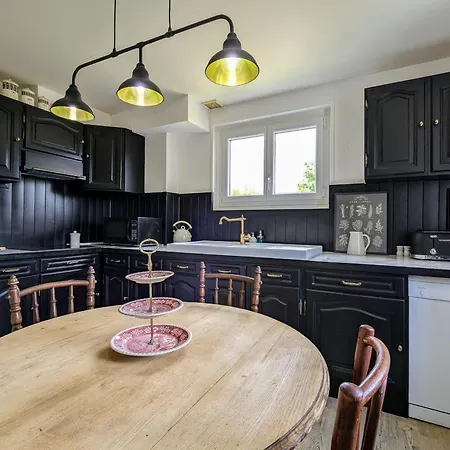 Verte Avec Jardin Partage Pres Du Puy-en-velay - Fr-1-582-498 * Rosieres (Haute-Loire)