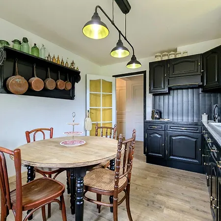 Verte Avec Jardin Partage Pres Du Puy-en-velay - Fr-1-582-498 Bed & Breakfast